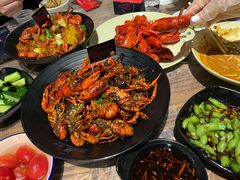 -巴厘龙虾·榜首油焖大虾(音乐学院·沿江酒馆店)