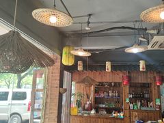 -三里屯土灶炖公鸡地锅鸡(江东店)