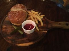 -羽深肉铺 Steak & Wine