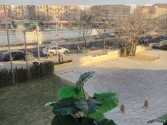 -麦当劳(展览路店)