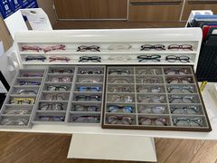 -EYEcare眼镜店(南京东路店)