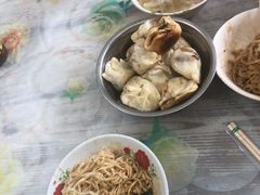 -依云煎包店