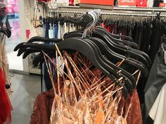 -H&M(鹏欣水游城店)