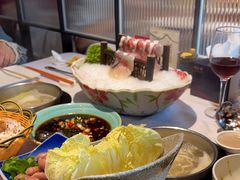 -泓炙颐凤鲜海鲜火锅料理(桐乡店)