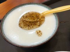 杏仁豆腐-门框胡同百年卤煮(新街口店)