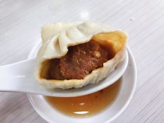 -珊珊小笼馆(仙霞路店)