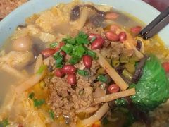 -粉家柳州螺蛳粉(杨宅路店)