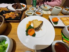 -萨拉伯尔水源素问店·韩国宫廷料理(人民路店)