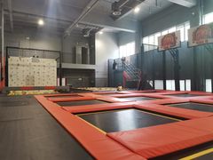 -嗨翻Hi-Fun竞技主题乐园·蹦床亲子生日轰趴(国光1937店)