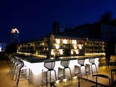 -顽啤熊·酒客酒馆(苏城夜景必选店)