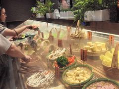 -一绪に和牛寿喜烧(罗湖益田假日店)