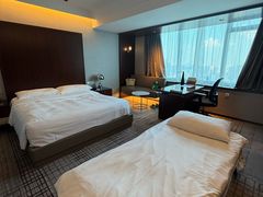 -上海龙之梦万丽酒店