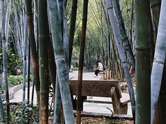 -烈士陵园(地铁站)