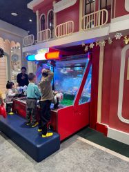 -奈尔宝·儿童乐园·亲子餐厅(华采天地店)