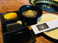 -炼火烤肉店
