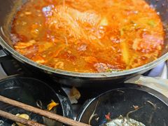 -运气牛自助酱大骨火锅(南京东路店)