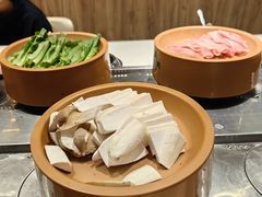 -龍歌自助小火锅(市南金茂湾店)