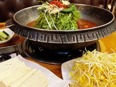 -喇喇排骨火锅·传统韩式脊骨汤(望京西园总店)