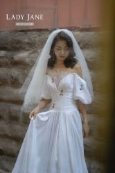 -Lady  Jane高端婚纱礼服馆