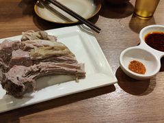 -贯贯吉·清真餐厅(浙江中路店)