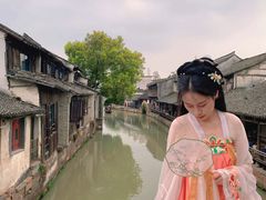 -汉仪华裳汉服旗袍·摄影写真馆(乌镇西栅店)