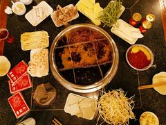 -邓莽子老火锅(中兴路总店)