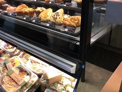 -星巴克(浦东机场T2到达店)