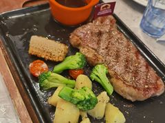 -必胜客(骡马市店)