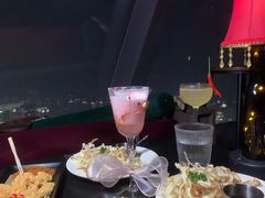 -苏丝的天空高空酒吧Suzie's Sky Bar