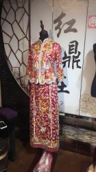 -LOVE SHINE婚纱·红鼎庄龙凤褂·妈妈装定制