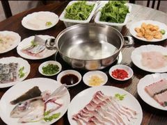 -正能量脆肉鲩火锅