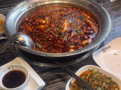 -老船舫·现做活鲜鱼馆(东郊记忆店)