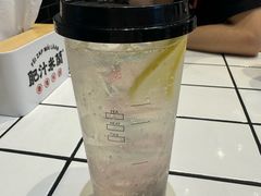 -肥汁米蘭香港米线(长宁来福士店)