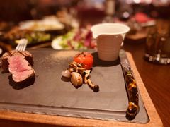-恰餐厅及酒吧 CHAR Bar & Grill (北京丽都皇冠假日店)