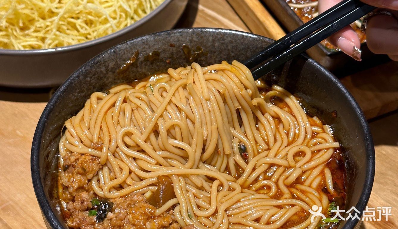 在武汉能吃到这种味道的傣味，属实难得。