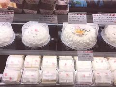 -红宝石·鲜奶小方·海派西点房(金杨店)