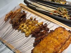 -嗨辣小聚·盘锦河蟹·海鲜烧烤龙虾(盘锦十年好店)
