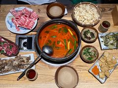 -贵厨酸汤牛肉(花果园国际中心店)