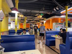 大堂-爱客得牛排海鲜烤肉·火锅自助(春熙路黑金好店)