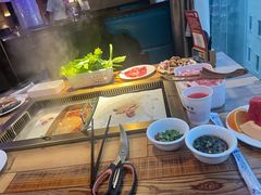 -蒙肥羊·酸汤潮牛·鲜牛肉火锅烤肉自助(岗顶店)