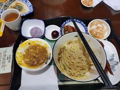 蟹黄面-百年老字号·观振兴蟹黄面·三虾面·苏式面(观前街富仁坊巷店)