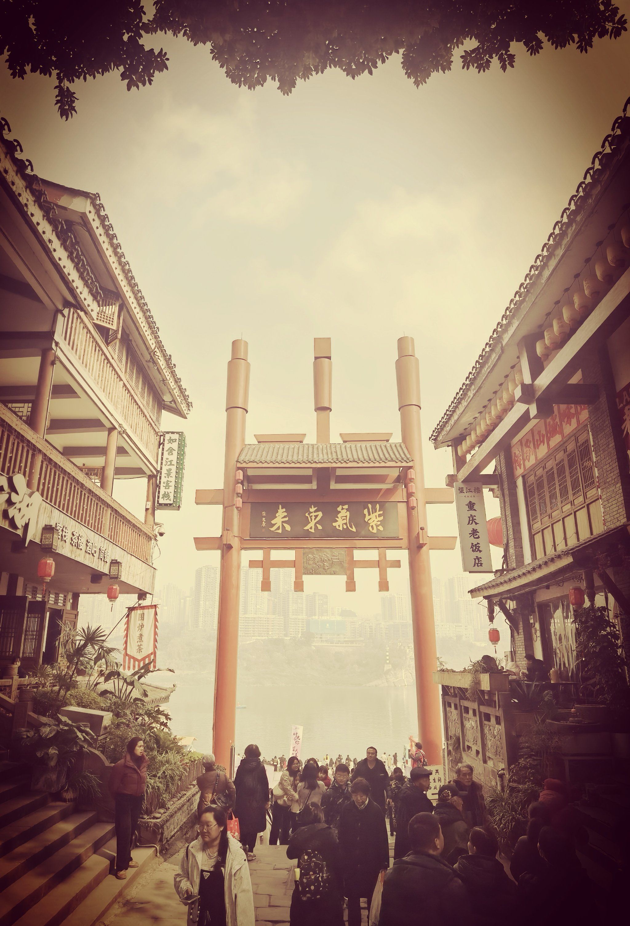 重庆旅游必打卡,磁器口老街