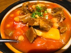 番茄炖牛肉-阿里家·新疆烤肉酒場 by MIG
