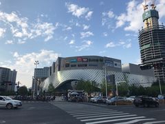 -宝龙城(杭州滨江店)