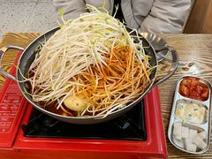 -吴草鸡爪오초닭발韩食堂(融恒盈嘉中心店)