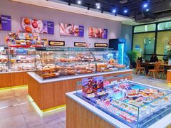 面包甜点陈列柜-巴黎贝甜(华堂新辰汇店)