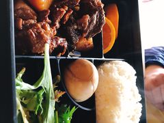 红烧牛腩-龙华中餐馆