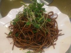 -鑫巴蜀小镇 · 水煮鱼专研店(玉桥店)