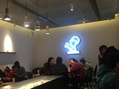 大堂-喜茶(深圳东门1234店)