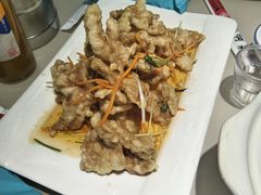 -老码头黑皮肘子锅包肉(赣水路店)